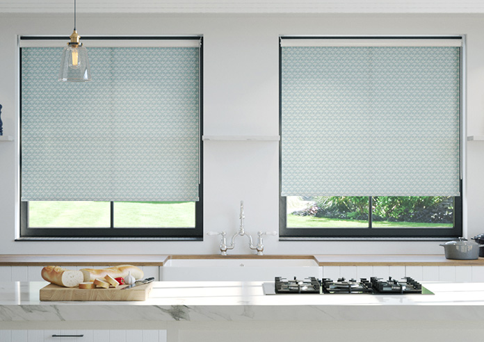 Tea Leaves, French Blue - Roller Blind - Image 3